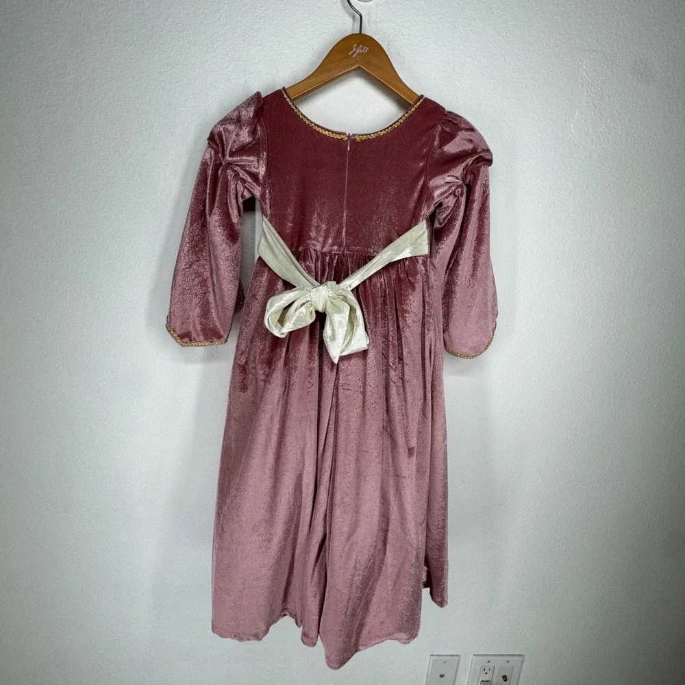 Trish Scully Child Rapunzel Pink Velvet Medieval Princess Gown Lace Dress Size 6